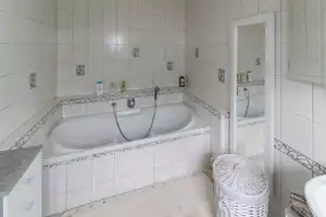 Herrliches Anwesen! Altersgerechtes Mehrgenerationshaus oder mögliche Gewerbenutzung – Altmarkkreis Salzwedel – Vorschaubild 7