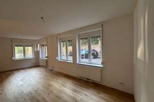 Altbaucharme mit modernem Herz: Erstbezug nach Sanierung 2-Zimmer Erdgeschoss Wohnung mit Balkon – Die vollständige Adresse der Immobilie erhältst du vom Anbieter., 70199 Heslach, Stuttgart – Vorschaubild 1