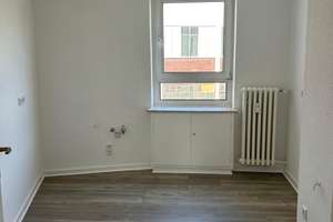 Lebendiges Wohnen im Dellviertel: 3-Zimmer-Wohnung mit Balkon – Tiergartenstr. 21, 47053 Dellviertel, Duisburg – Vorschaubild 6