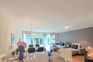 Courtagefrei und am Ziel Ihrer Suche!
Modernes Wohnen auf zwei Ebenen mit Terrasse und Balkon – Die vollständige Adresse der Immobilie erhältst du vom Anbieter., 22303 Winterhude, Hamburg – Vorschaubild 1