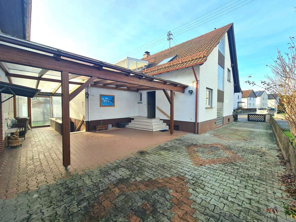 Immobilie in Neuburg am Rhein - Repräsentatives Einfamilienhaus - 5 Schlafzimmer - Büro - Doppelgarage - Garten! - Bild 3