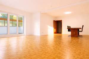 Exklusive Wohnung mit Parkblick | ca. 95 m² | Balkon | Einbauküche | Saniert