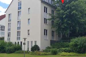Schöne, bezugsfreie 2-Zimmer-Wohnung mit Empore und Tiefgaragen-Stellplatz direkt am Stadtpark