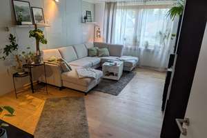 Großzügige 5,5-Zimmer-Wohnung (112 m²) in Theesen mit großer Dachterrasse 