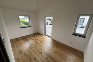 Ihr Platz an der Sonne – DHH mit Südausrichtung, Garage & Terrasse inkl.|Einzug 09/2026 – Die vollständige Adresse der Immobilie erhältst du vom Anbieter., 83052 Bruckmühl – Vorschaubild 9