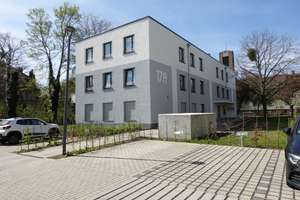 Das Glück hat ein Zuhause: interessante 2-Zimmer-Wohnung mit Einbauküche im Quartier Silberborn – Wilhelm-Marker-Str. 17a, 34134 Niederzwehren, Kassel – Vorschaubild 1