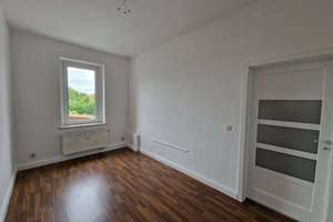 Großzügige Maisonettewohnung mit Terrasse, zwei Bädern und Eckbadewanne in Leipzig-Holzhausen – Die vollständige Adresse der Immobilie erhältst du vom Anbieter., 4288 Holzhausen, Leipzig – Vorschaubild 14