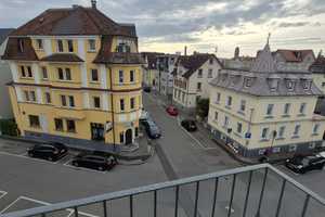 Exklusive zentrale 3,5 Zimmer Dachgeschosswohnung mit geh. Innenausstattung, Loggia und EBK – Moltkestraße 22, 88046 Bodenseekreis – Vorschaubild 10