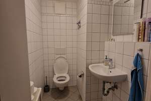Historisches Mehrfamilienhaus: 4-Zimmer-Wohnung mit Garten – Sebastian-Bauer-Str. 13, 81737 Altperlach, München – Vorschaubild 9