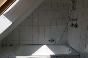 Gemütliche DG Wohnung mit großem Balkon in  Wanheim. – Knevelspfädchen 47, 47249 Wanheim-Angerhausen, Duisburg – Vorschaubild 16