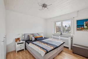 2-Zimmer-Wohnung mit zusätzlicher Fläche im Dachbereich