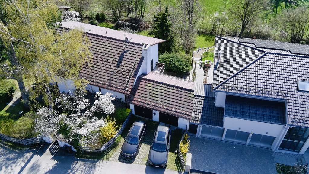 Immobilie in Münsing - Rarität in Seenähe von privat: Großzügiges Anwesen mit enormem Entwicklungspotential in Ammerland - Bild 3