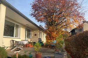 ISERNHAGEN KB: Freistehender Bungalow in bester Lage mit Souterrain – Die vollständige Adresse der Immobilie erhältst du vom Anbieter., 30916 Isernhagen – Vorschaubild 1