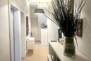 *Helle 4 Zi-DG- Altbauwohnung mit kl. Balkon, Zentrale Lage* – Schwalbacherstr. 57, 65187 Mitte, Wiesbaden – Vorschaubild 2