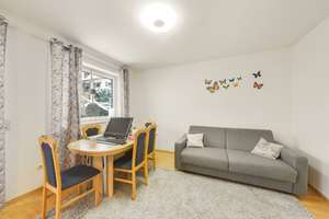 Attraktives Doppelhaus mit kleinem Garten in direkter Nähe zum Klinikum Kreyenbrück zu verkaufen! – Die vollständige Adresse der Immobilie erhältst du vom Anbieter., 26133 Kreyenbrück, Oldenburg (Oldenburg) – Vorschaubild 7