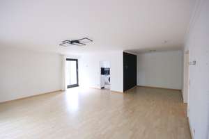 Große 3-Zimmer-Wohnung mit 2 Balkonen in direkter Rheinlage – Am Frankenturm 5, 50667 Altstadt/Nord, Köln – Vorschaubild 7