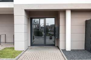 Barrierefreie 3-Zimmer Wohnung in zentraler Innenstadtlage – Die vollständige Adresse der Immobilie erhältst du vom Anbieter., 42651 Solingen-Mitte, Solingen – Vorschaubild 2