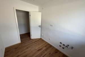 Attraktive & frisch renovierte 3-Zi.-Whg. mit Balkon in Erlangen Innenstadt (provisionsfrei) – 91052 Röthelheim, Erlangen – Vorschaubild 10
