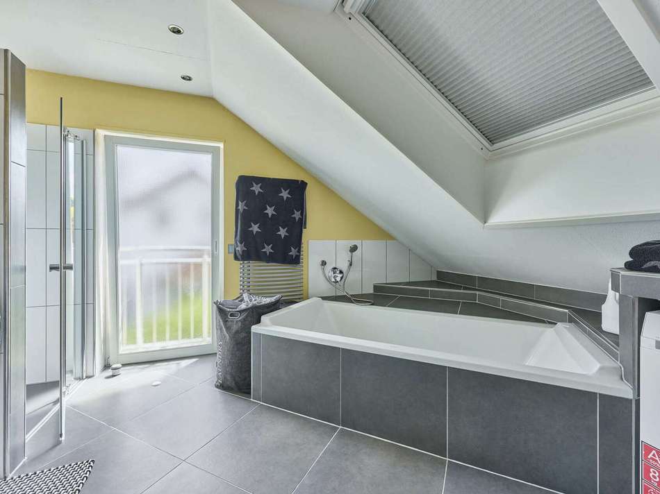 Badezimmer DG