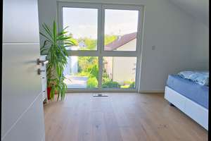 Modernes Familienzuhause mit Garten im Münchner Norden – Sperlingweg 17a, 80937 Am Hart, München – Vorschaubild 12