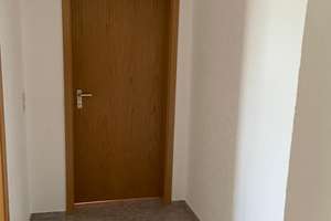 Helle 4-Zimmer-Wohnung im historischen Rittergut bei Leipzig – 113 m², Stuck, Garten & Stellplatz – Steinhof 2, 4808 Thallwitz – Vorschaubild 6
