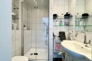 Stilvolle Maisonette-Wohnung mit Loggia – Mönchengladbach – Vorschaubild 8