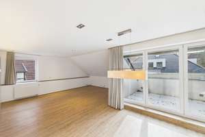 Bielefeld am Musikerviertel: Exklusive Maisonette-Wohnung mit Einbauküche | Aufzug | Sauna & Loggia – Die vollständige Adresse der Immobilie erhältst du vom Anbieter., 33604 Mitte, Bielefeld – Vorschaubild 2