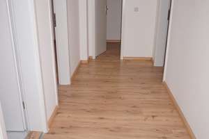 EBK Übernahme mögl. bei Bedarf + Bad mit Fenster + West-Balkon + Laminat !! – Fritz-Matschke-Str. 7, 9113 Schloßchemnitz, Chemnitz – Vorschaubild 5