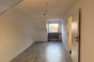 wunderschöne 4,5-Zimmer-Wohnung in zentraler Lage von Bottrop zu vermieten – Die vollständige Adresse der Immobilie erhältst du vom Anbieter., 46242 Fuhlenbrock, Bottrop – Vorschaubild 2