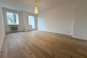 Frisch renovierte 3-Zimmerwohnung in Schöneberg - bezugsfrei und ohne Provision! – Die vollständige Adresse der Immobilie erhältst du vom Anbieter., 10781 Schöneberg, Berlin – Vorschaubild 1