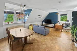 Charmante 2-Zimmer-Dachgeschosswohnung in begehrter Lage von München-Giesing – Die vollständige Adresse der Immobilie erhältst du vom Anbieter., 81539 Obergiesing, München – Vorschaubild 1
