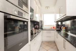 Property thumbnail 11