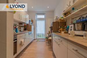 Gepflegtes Mehrfamilienhaus mit vier Wohneinheiten in ruhiger Wohnlage von Arnstadt – Die vollständige Adresse der Immobilie erhältst du vom Anbieter., 99310 Arnstadt – Vorschaubild 3