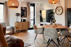 Stilvoll möblierte Maisonnette-Wohnung in Niederkassel - Inklusivmiete – Niederkasseler Kirchweg 60, 40547 Düsseldorf – Vorschaubild 1