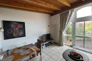 Außergewöhnliche 1,5 Zimmer Wohnung in kernsanierter Hofanlage