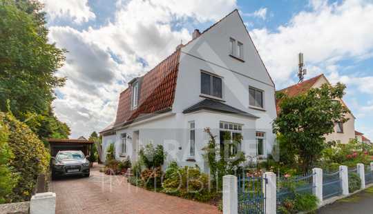 Bild von Ein Haus mit besonderem Charme: Top gepflegtes Einfamilienhaus mit traumhaftem Garten