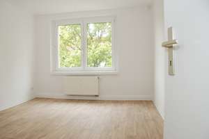 Große 2-Raum-Erdgeschosswohnung in ruhiger Wohnlage – Wolkensteiner Str. 16, 9120 Altchemnitz, Chemnitz – Vorschaubild 2