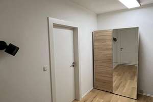 ***FREI & RENOVIERT! Charmante, helle 2-Zimmerwohnung mit Düsselblick in gefragter Lage von Bilk*** – 40223 Bilk, Düsseldorf – Vorschaubild 9