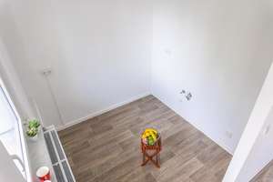 Neu saniert und mit Blick ins Grüne – Alfred-Neubert-Str. 3, 9123 Markersdorf, Chemnitz – Vorschaubild 4