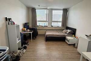 Mobliertes Studentenapartment mit eigenem Bad in Bad Cannstatt