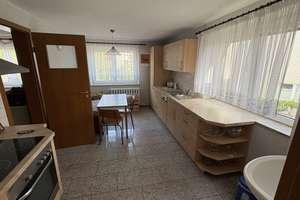 Wohnen im Grünen – Einfamilienhaus mit Charme und Entwicklungsmöglichkeiten – 8371 Glauchau – Vorschaubild 1