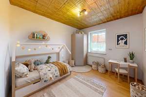 ** Ein Haus mit vielen Möglichkeiten: Großzügigies Zweifamilienhaus mit Dachausbau in Meilenhofen ** – Die vollständige Adresse der Immobilie erhältst du vom Anbieter., 84048 Mainburg – Vorschaubild 22