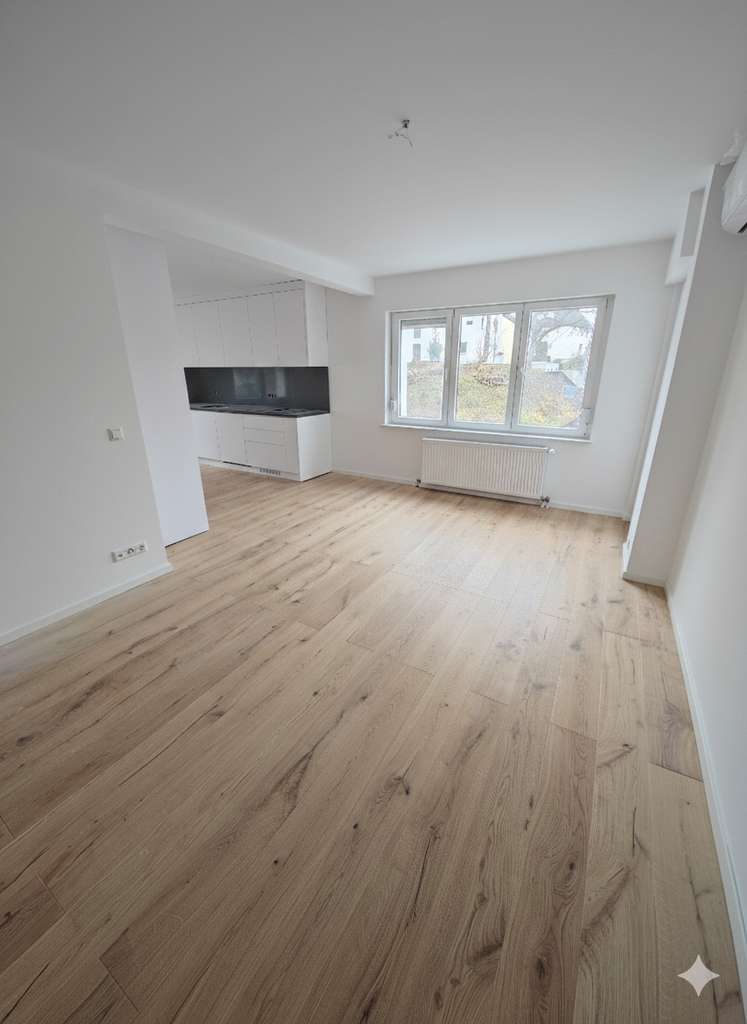 Immobilie in Neuhausen auf den Fildern - Gehobene 3-Zimmer-Wohnung mit Balkon und Klima - Erstbezug nach Renovierung - Bild 1