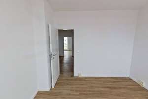 Gut geschnittene 3-Zimmer-Wohnung mit BALKON, Badewanne und EBK – Bernhard-Kellermann-Str. 19, 39120 Leipziger Straße, Magdeburg – Vorschaubild 8