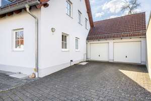 Wunderschönes Ein-/Zweifamilienhaus in Top-Lage an der Singold – flexibel nutzbar – Die vollständige Adresse der Immobilie erhältst du vom Anbieter., 86399 Bobingen – Vorschaubild 22