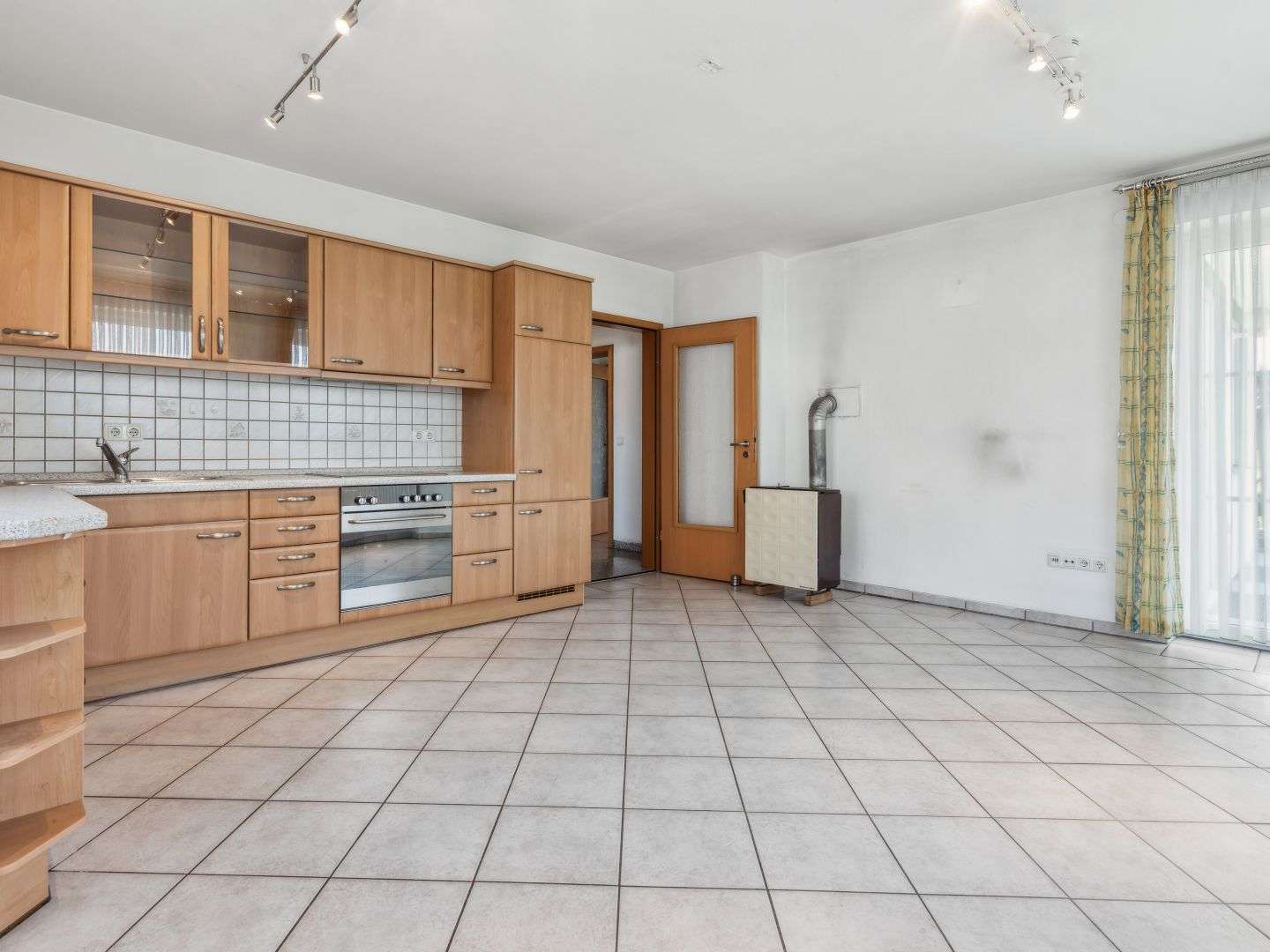 Immobilie in Affing - Großzügiges Mehrfamilienhaus inklusive 6 Bauplätze in Affing-Haunswies - Bild 4