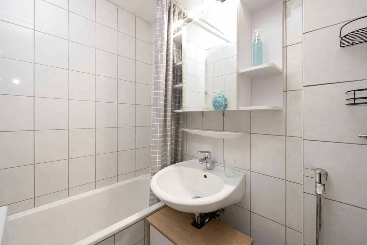 Attraktives Apartment mit Potenzial für Eigennutzer, München – Bild 4