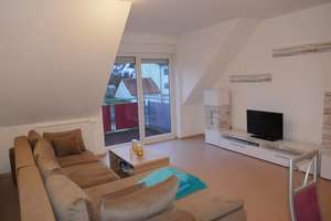 2-Zimmer-Wohnung  in Kümmersbruck, 70 qm, DG, Balkon, Garage