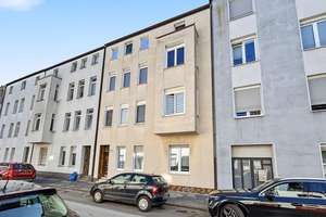 Charmante 3-Zimmer-Dachgeschosswohnung in Duisburg-Wanheimerort – Die vollständige Adresse der Immobilie erhältst du vom Anbieter., 47055 Wanheimerort, Duisburg – Vorschaubild 1