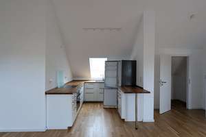 Schöne Dachgeschosswohnung in Eberstadt ab 01.10.2026 – Heinrich-Delp-Straße 93, 64297 Eberstadt, Darmstadt – Vorschaubild 8